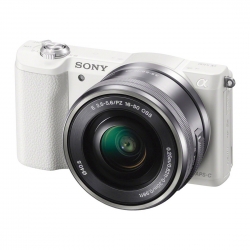 Sony Alpha A5100 (ILCE-5100L/W) alb + SEL16-50mm - aparat - F64